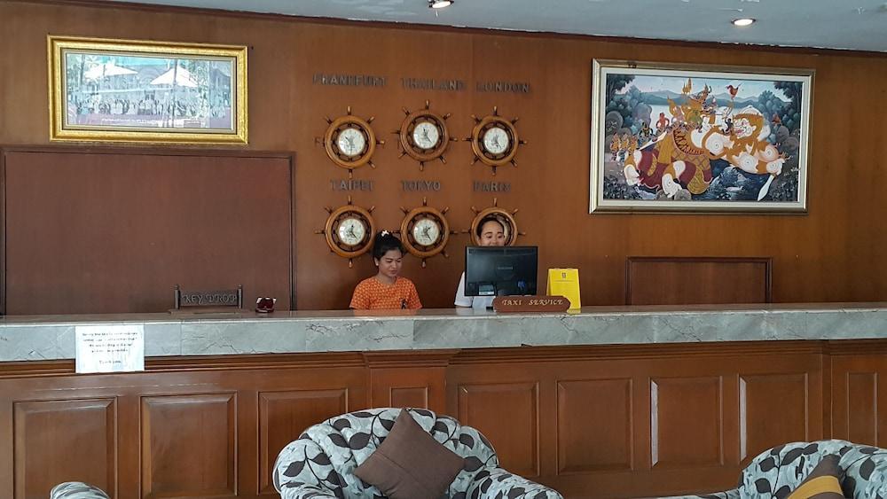 Windmill Resort Hotel Pattaya Ngoại thất bức ảnh