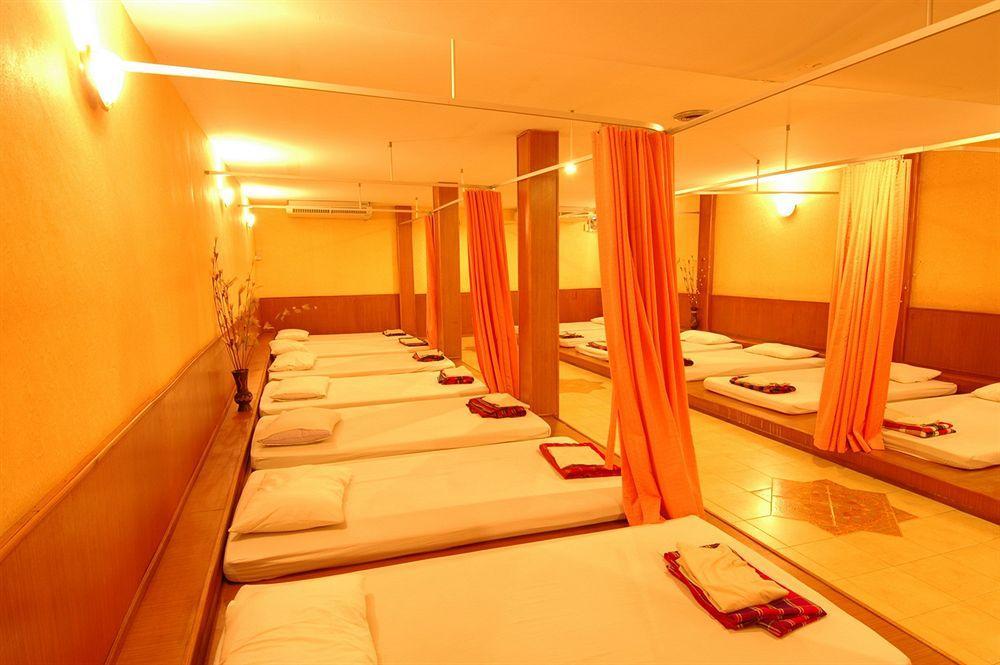 Windmill Resort Hotel Pattaya Ngoại thất bức ảnh