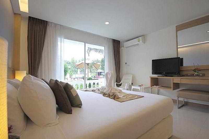 Windmill Resort Hotel Pattaya Ngoại thất bức ảnh