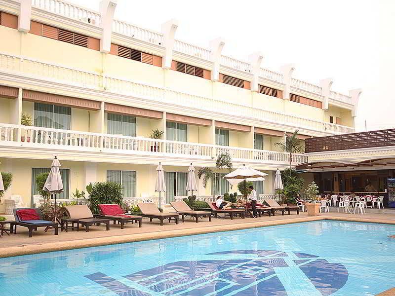 Windmill Resort Hotel Pattaya Ngoại thất bức ảnh